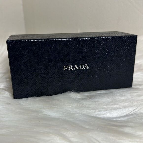 💯 Authentic Prada Sunglasses🍀 - Picture 14 of 14